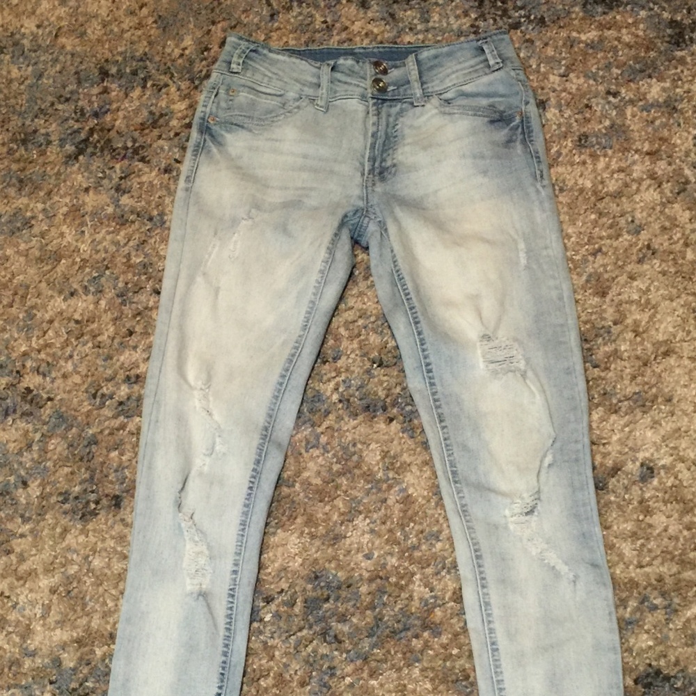 Rue21 Women's Distressed Mid Rise Ankle Jeggings